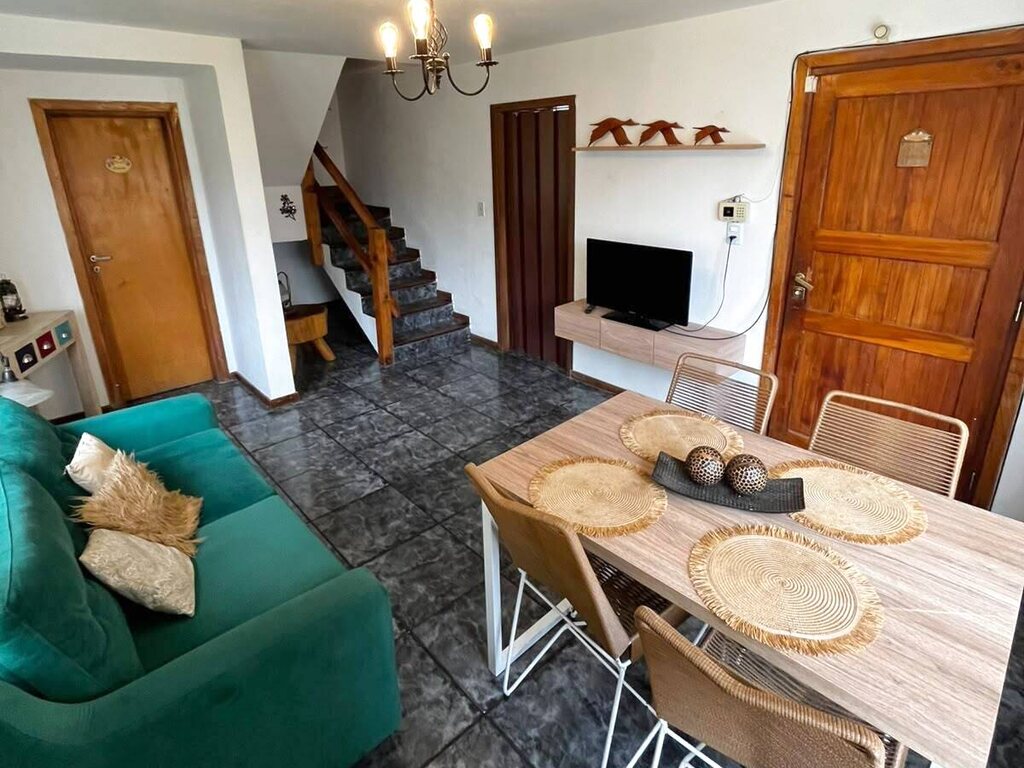 Sala de estar e jantar da casa