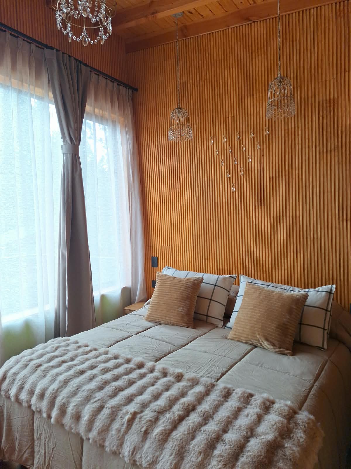 Quarto com cama queen