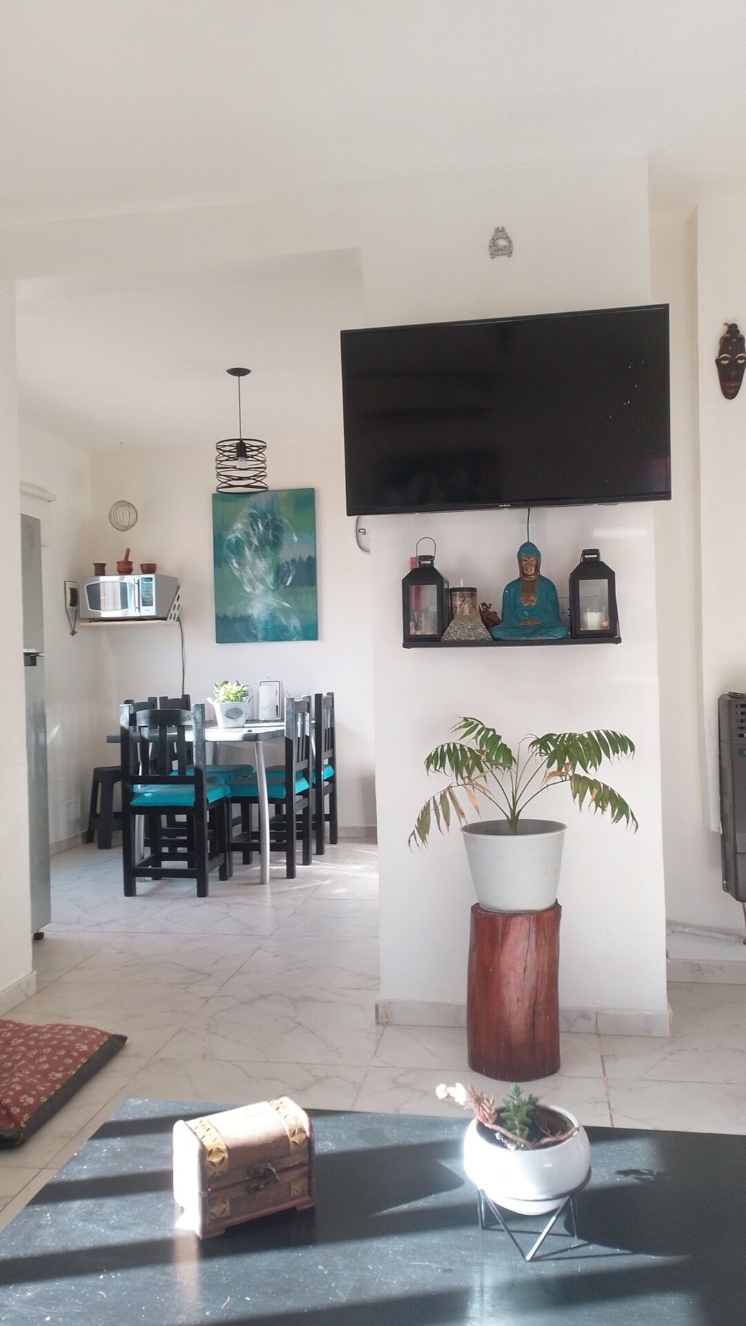 Da sala para a sala de jantar