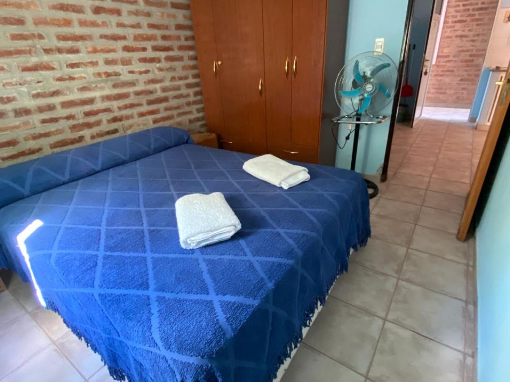 Quarto com armário