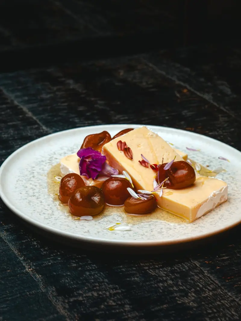 Quinotos en almíbar con queso cuartirolo
