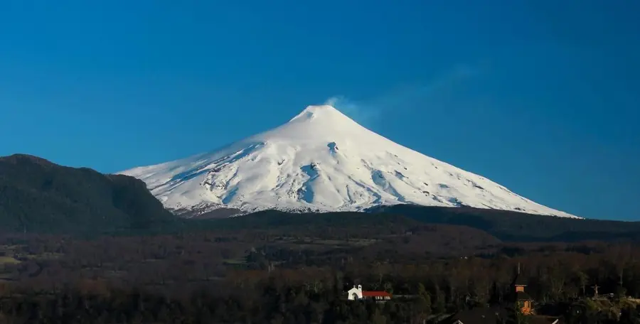El volcán Villarrica nevado