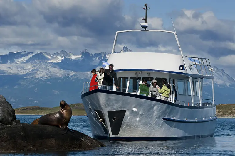 Muy cerca de la colonia de lobos marinos